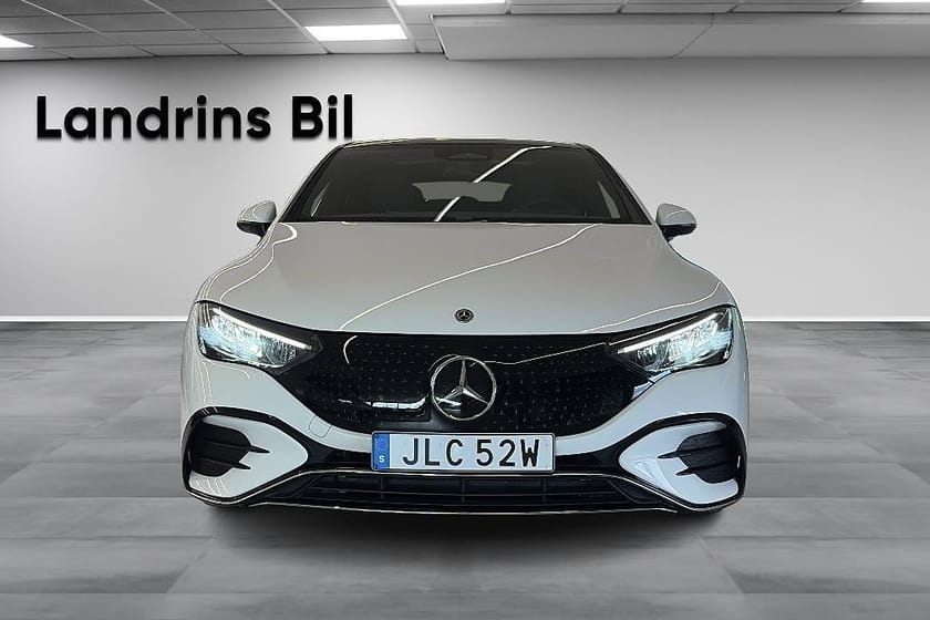 Bild 2 av Mercedes-Benz EQE 350 350,AMG Line,Panoramatak,Minnespaket,MOMS
