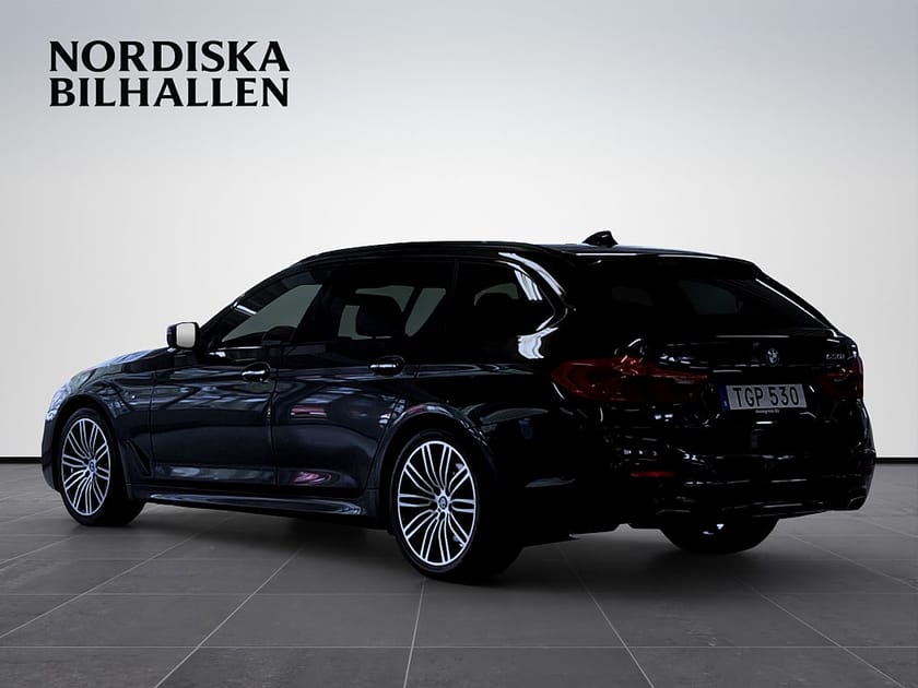 Bild 5 av BMW 530i xDrive Touring Steptronic Innovation M Sport HUD Drag