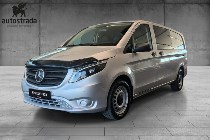 Bilde 1 av Mercedes-Benz Vito 119 CDI 4x4 3.1t Hengerfeste, webasto. 3seter ++++