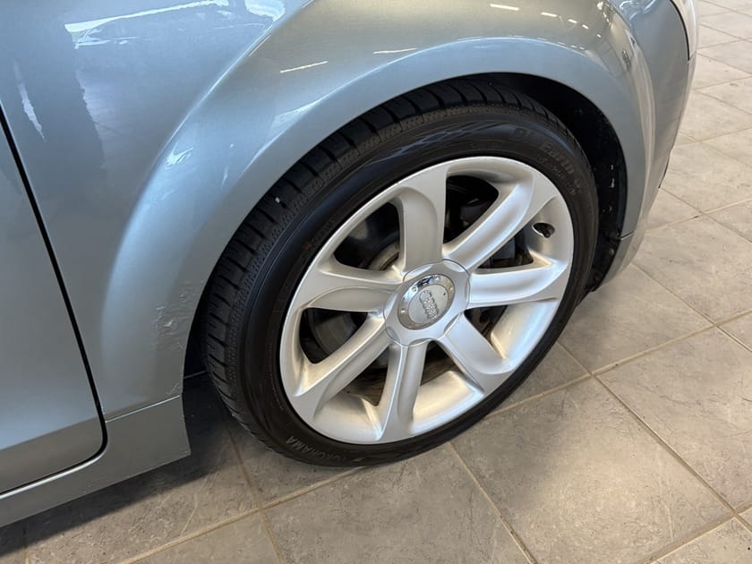 Bild 3 av Audi TT Coupé 3.2L 250hk Quattro Aut