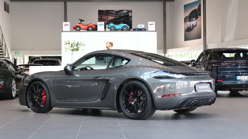 Bild 2 av Porsche 718 Cayman GTS 4.0 400 hk PDK / Låga mil / 18-vägsstolar / Sportavgas