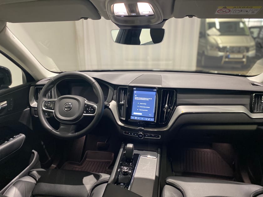 Bild 2 av Volvo XC60 T6 Plus Dark Edition
