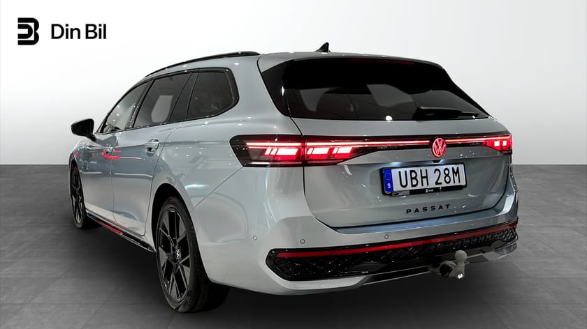 Bild 3 av Volkswagen Passat Variant eHybrid DSG R-LineBlack/H&K/Pano