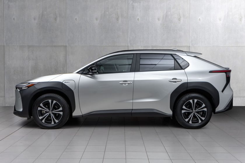 Bilde 3 av Toyota bZ4X AWD Active Tech