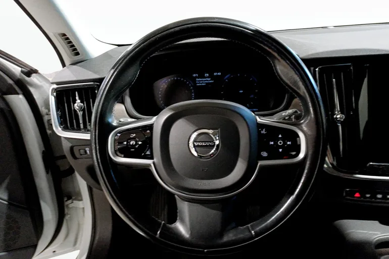 Volvo V90 Cross Country