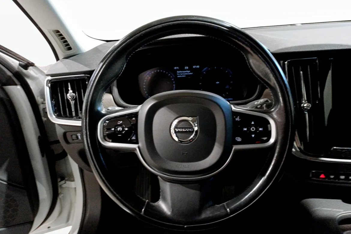 Volvo V90 Cross Country