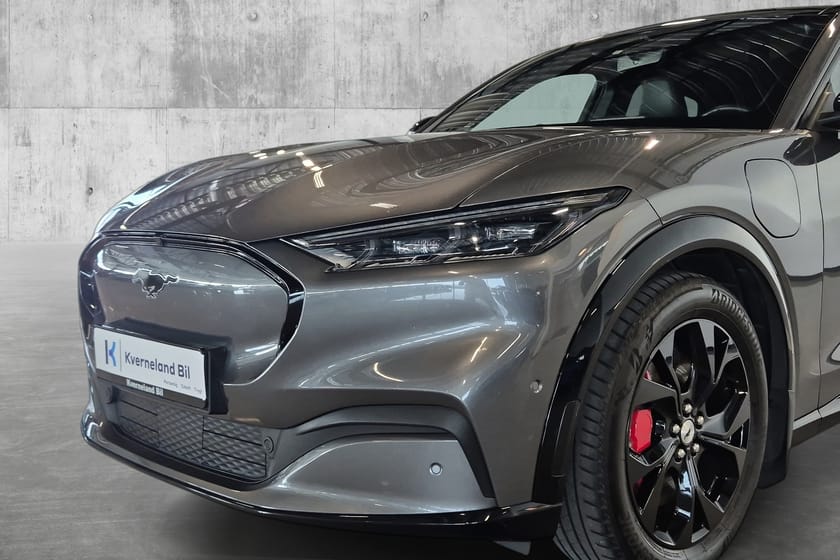 Bilde 2 av Ford Mustang Mach-E Long Range AWD 540km (WLTP) B&O/360/Pano ++