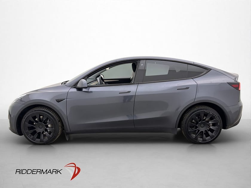 Bild 3 av Tesla Model Y Long Range AWD Pano Autopilot Svensksåld MOMS