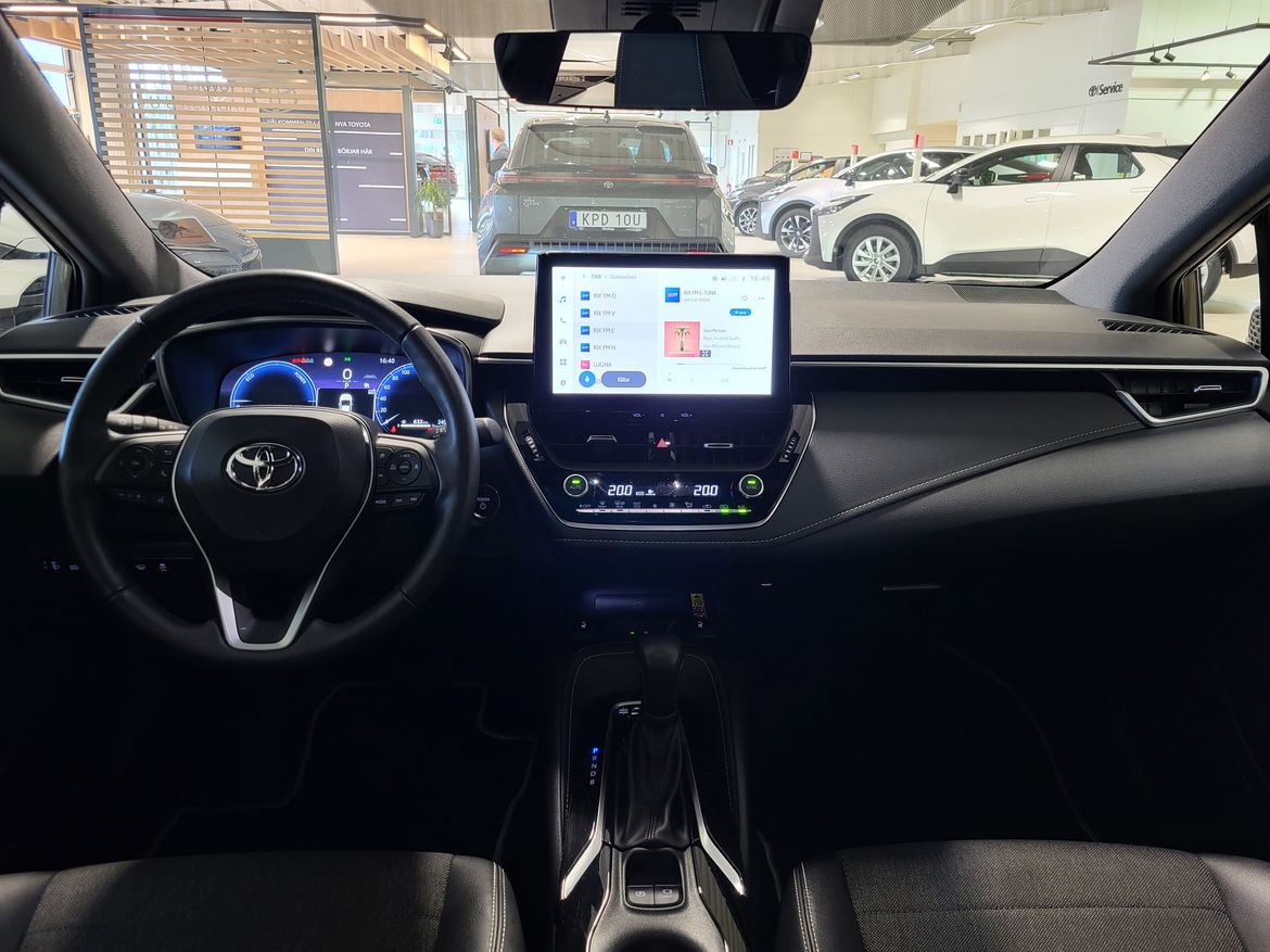 8 / 14