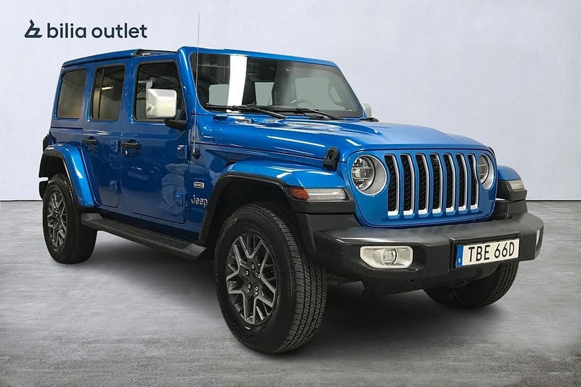 Bild 4 av Jeep Wrangler Unlimited 4xe 2.0 PHEV Sahara Overland 380hk Navi Drag Kamera