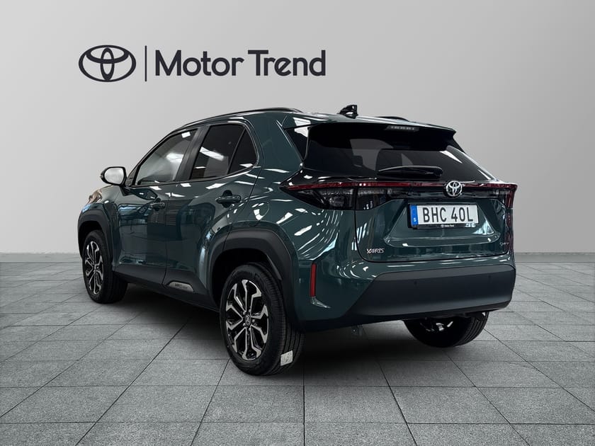 Bild 2 av Toyota Yaris Cross Hybrid 130 1,5 ACTIVE PLUS SÄKERHETSPAKET s+v hjul