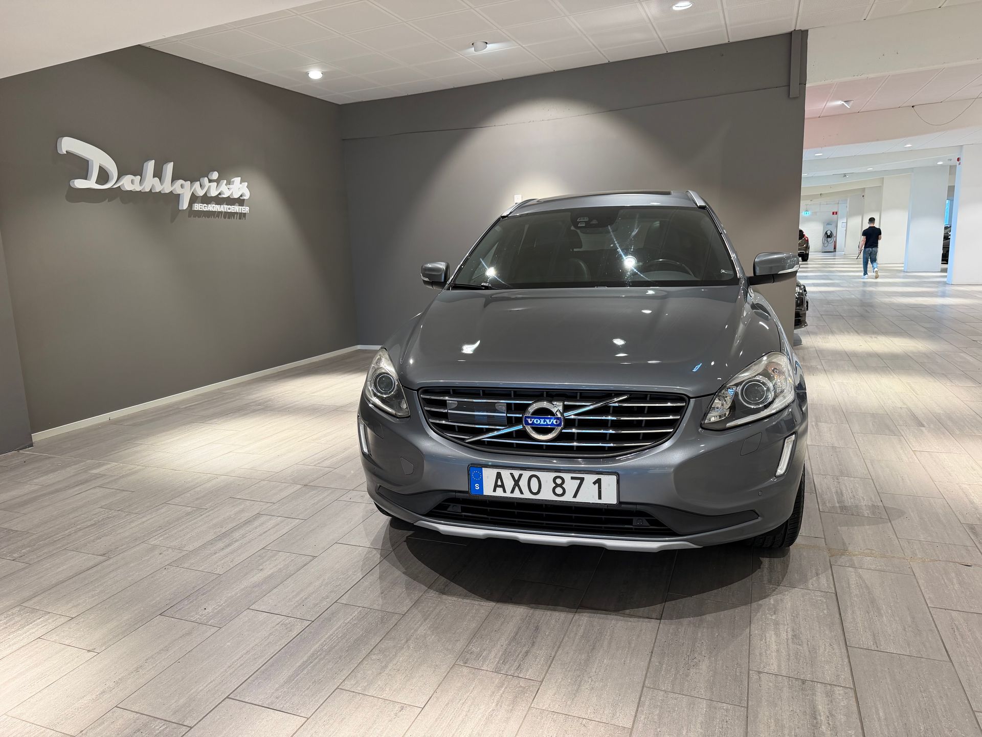 Volvo XC60 D4 Summum 2017, bild 3/10