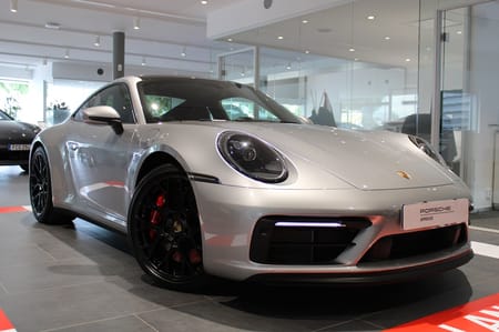 Porsche 911 Carrera GTS