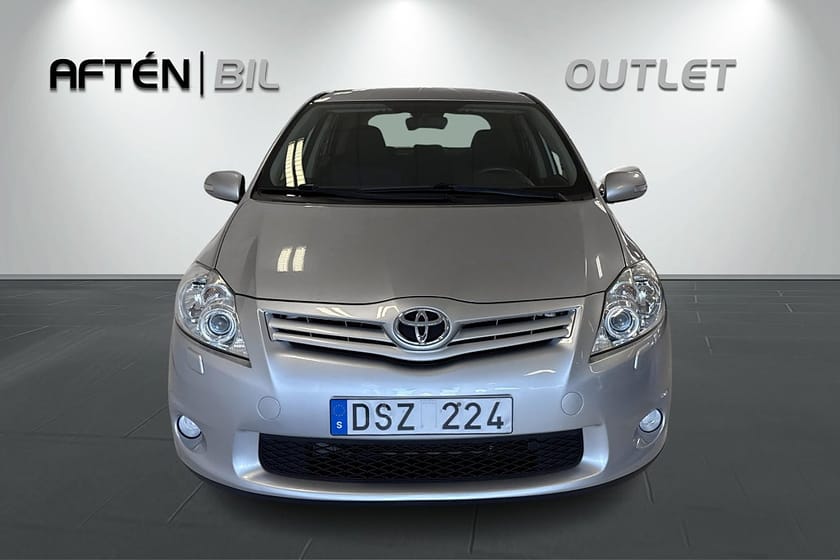 Bild 3 av Toyota Auris 1.4 D 5-dörrar Plus 1-ägare Fint Skick! Ny servad!