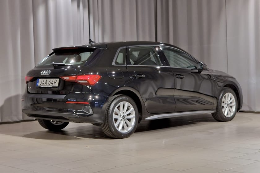 Bild 4 av Audi A3 Sportback 35 TFSI Proline 150 hk 6-växlad