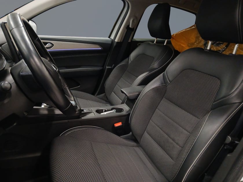 Bild 4 av Renault Arkana E-TECH 145 HEV Intens DCT