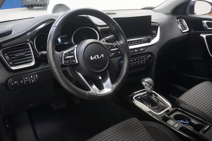 Bild 2 av Kia Ceed Sportswagon Plug-in Hybrid SW Advance 141hk
