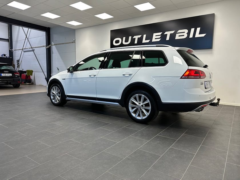 Bild 4 av Volkswagen Golf Alltrack 2.0 TDI 184hk 4Motion Drag Carplay B-Kamera