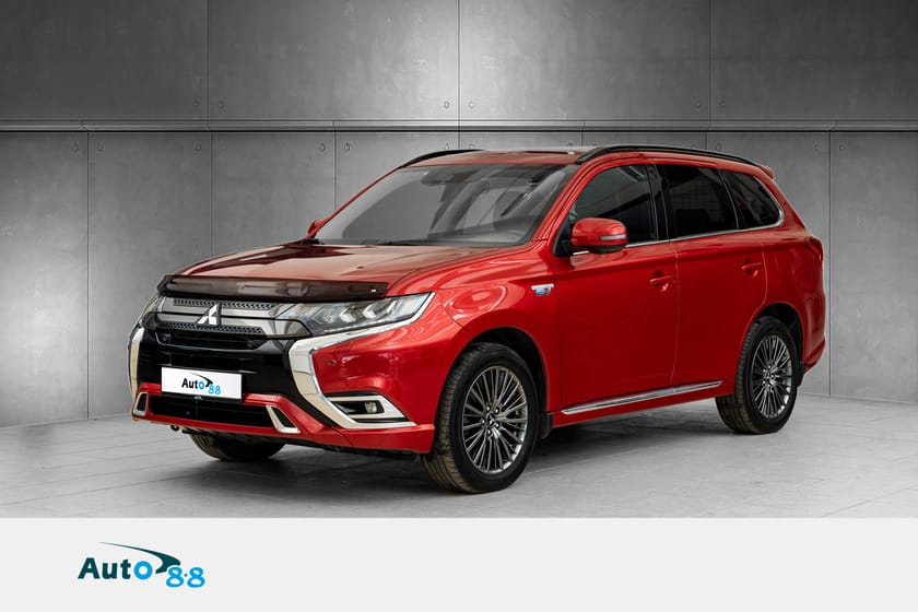 Bilde 1 av Mitsubishi Outlander PHEV S-Edition | krok | ACC | Soltak | komplett historikk