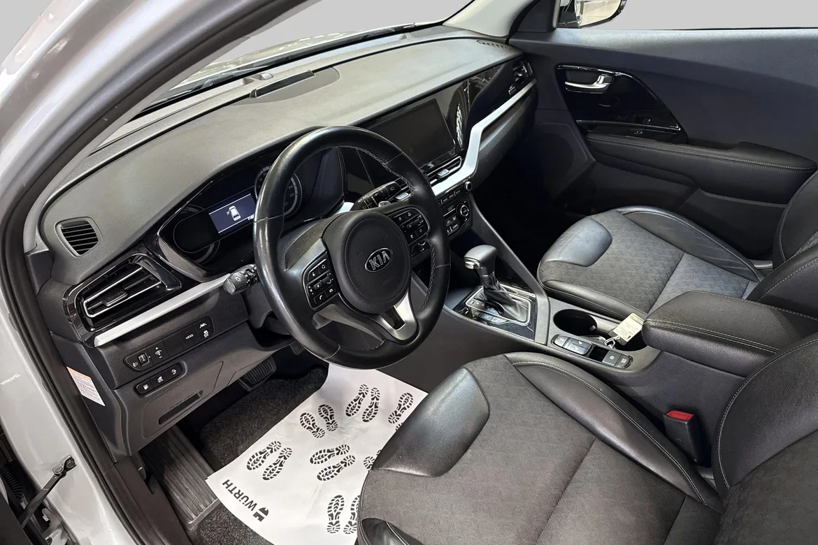 picture of a car