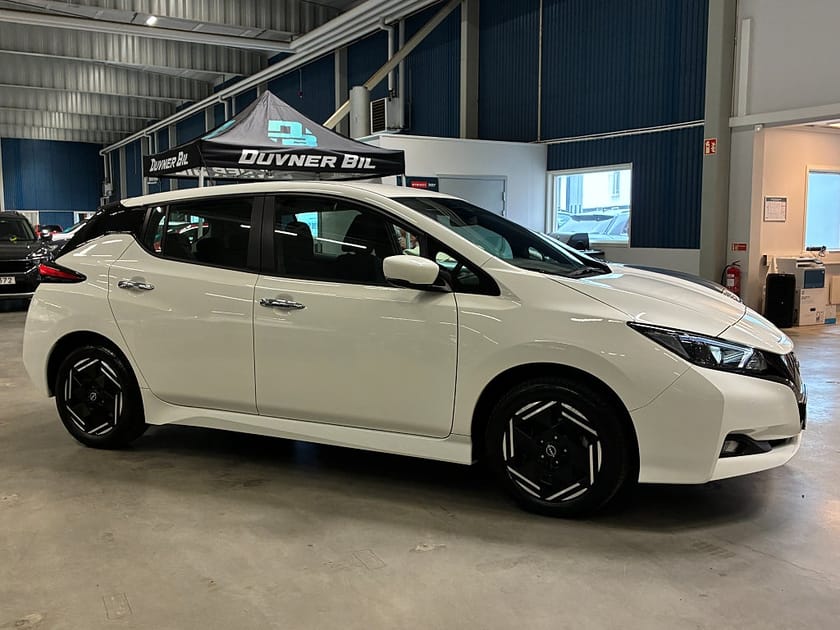 Bild 2 av Nissan Leaf Acenta 39kWh | Backkamera | LED