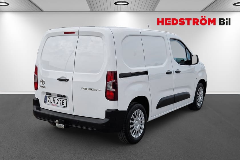 Bild 3 av Toyota ProAce City 1.2 Turbo 130hk Bensin Automat