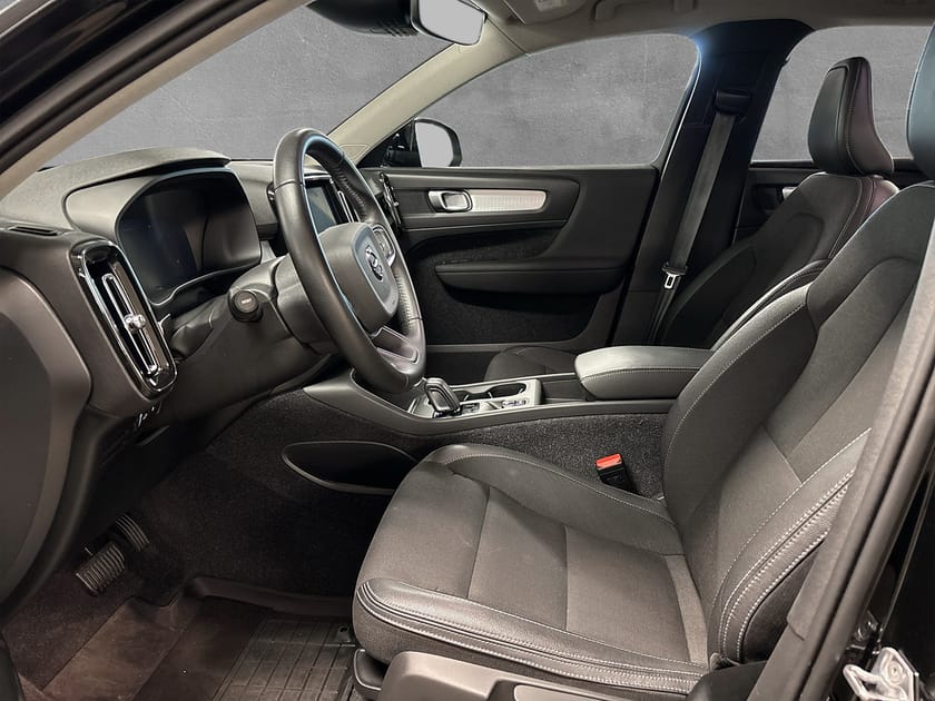 Bild 1 av Volvo XC40 T5 Twin Engine Mom Advanced Edition