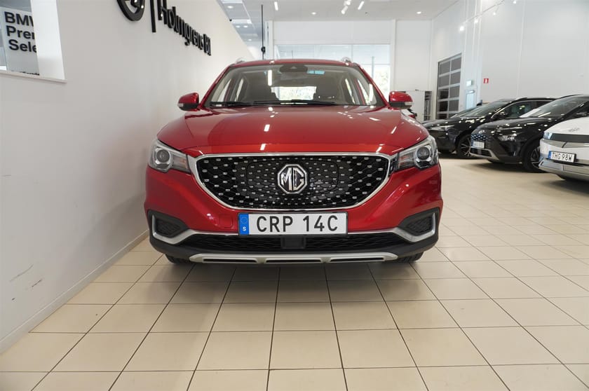 Bild 4 av MG ZS EV Luxury 45kWh Diamond Red