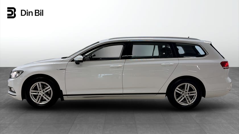 Bild 2 av Volkswagen Passat Sportscombi 1.6 TDI 120hk Drag Värmare B-Kamera