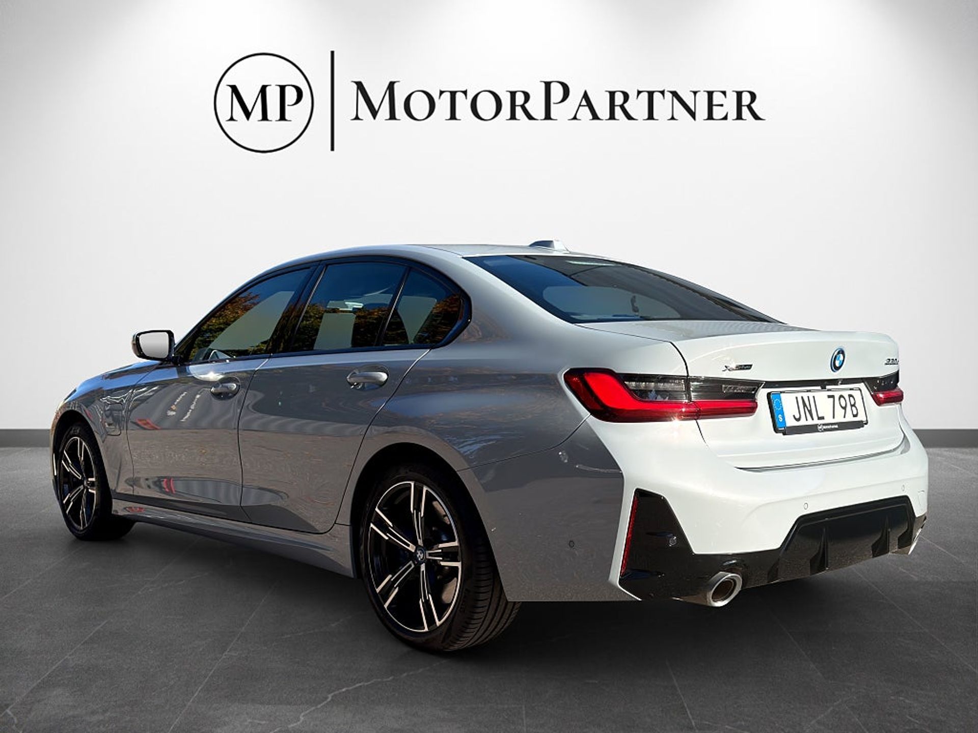 BMW 330 e xDrive Sedan M Sport 2023, bild 6/10