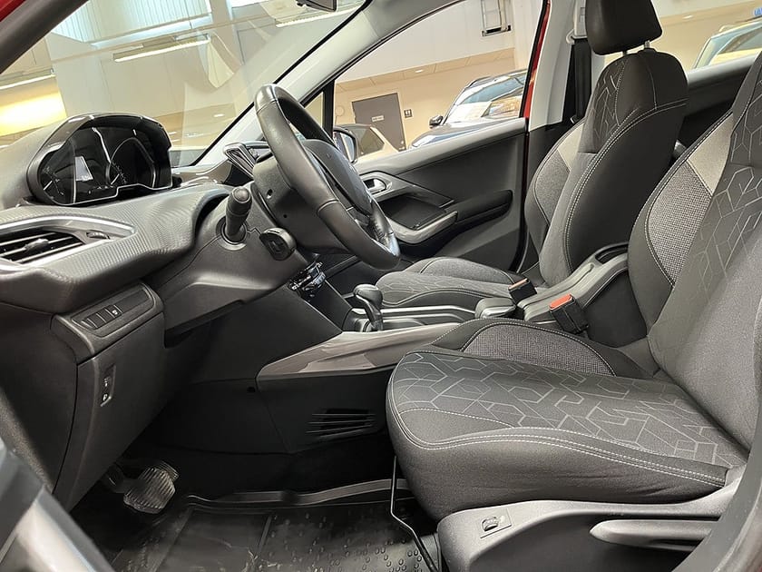 Bild 5 av Peugeot 2008 1.2 PureTech 110hk M-Värmare