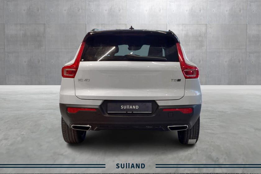 Bilde 4 av Volvo XC40 R DESIGN, 44KM WLTP, HENGERFESTE