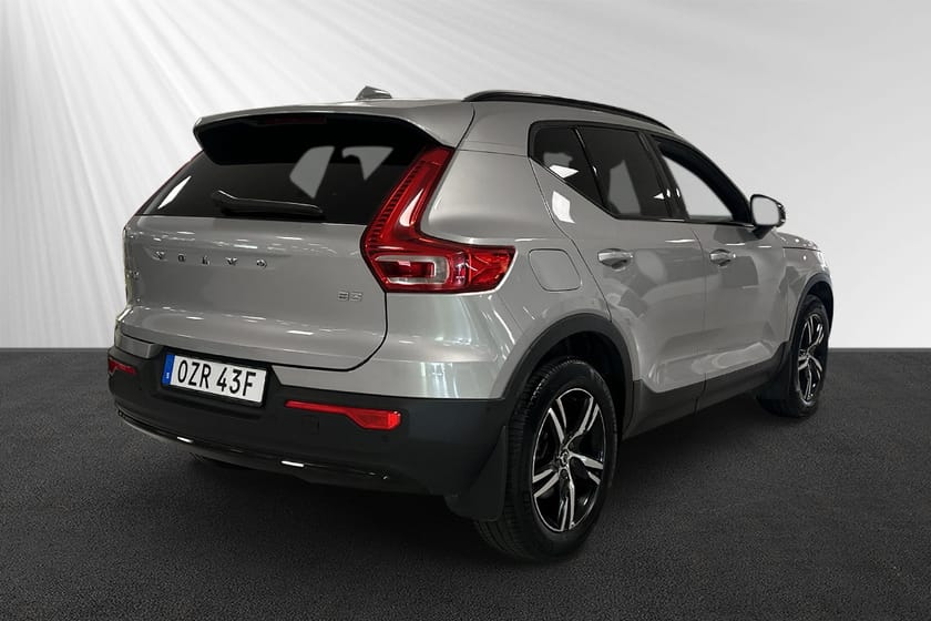 Bild 5 av Volvo XC40 B3 FWD Bensin Plus Dark