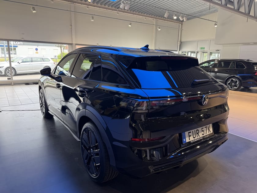 Bild 5 av Volkswagen T-Roc R-LINE  1.5 ETSI 150 HK DSG7