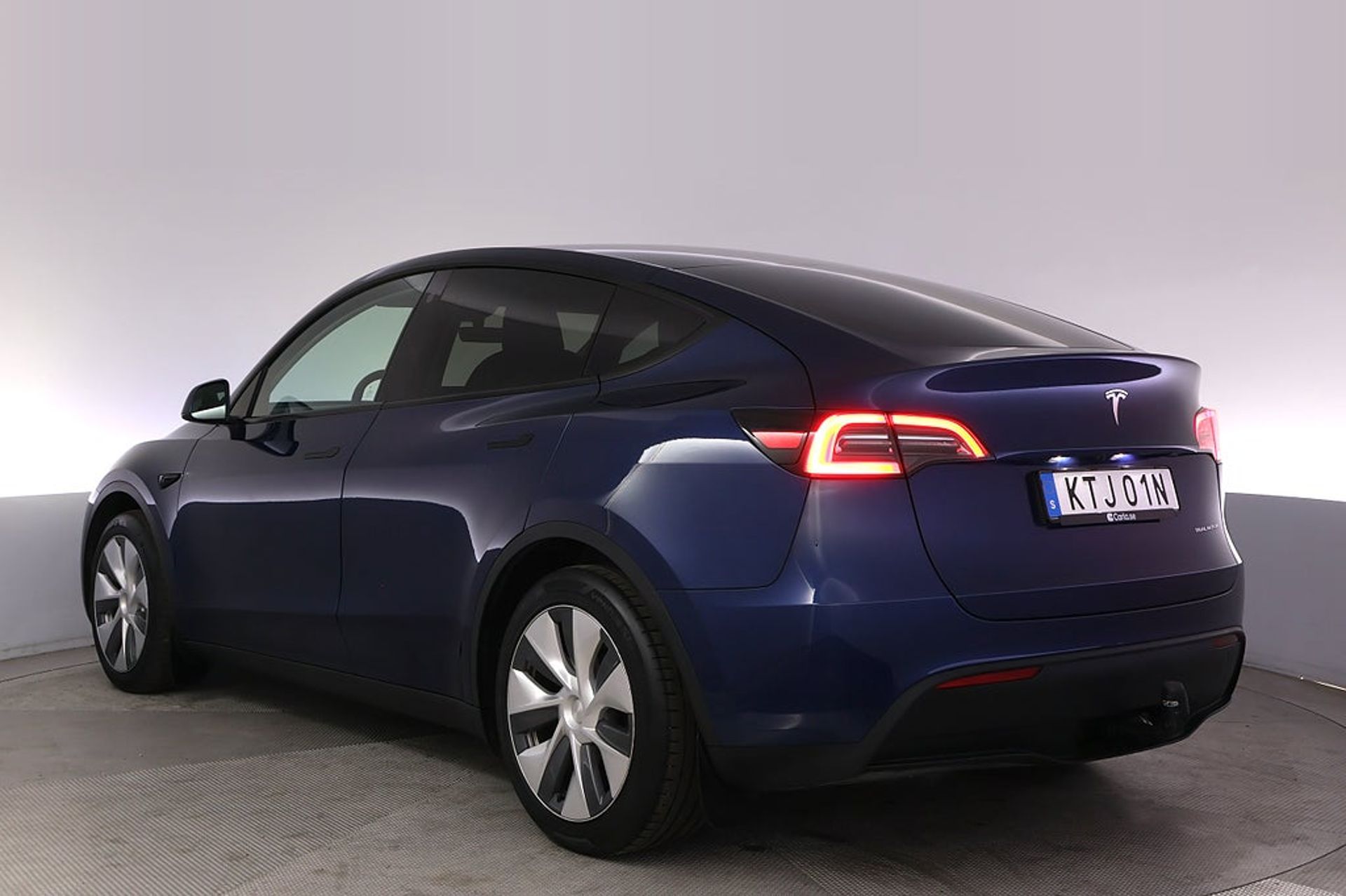 Tesla Model Y 2023, bild 4/10
