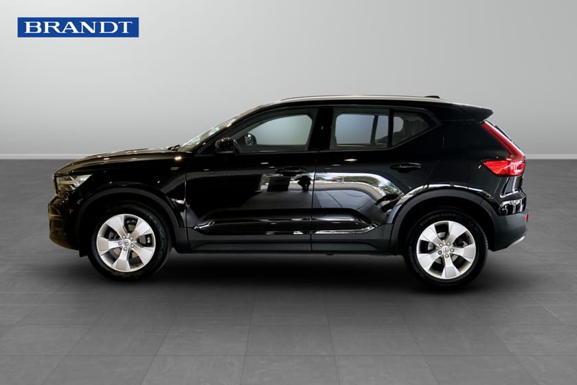 Bild 3 av Volvo XC40 T3 FWD aut Momentum Advanced