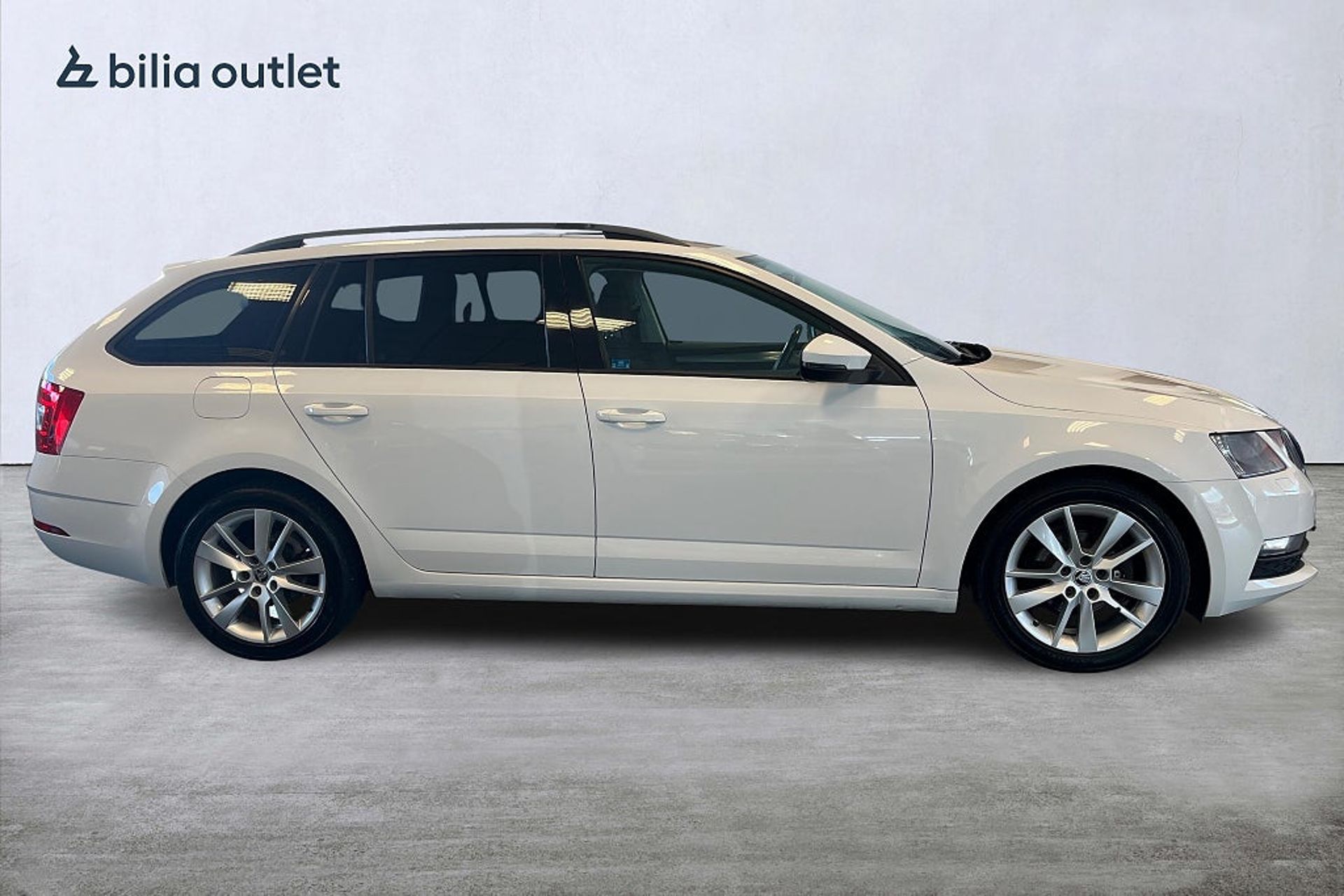 Skoda Octavia Kombi 1.6 TDI 116hk 2018, bild 7/10