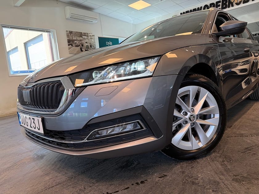 Bild 5 av Škoda Octavia Kombi iV Skoda Style Drag Värmare Cockpit 204hk