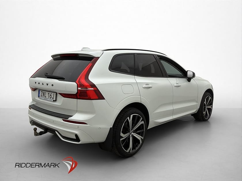 Bild 4 av Volvo XC60 T6 Recharge AWD Plus Dark Pano H/K Drag 360 Skinn