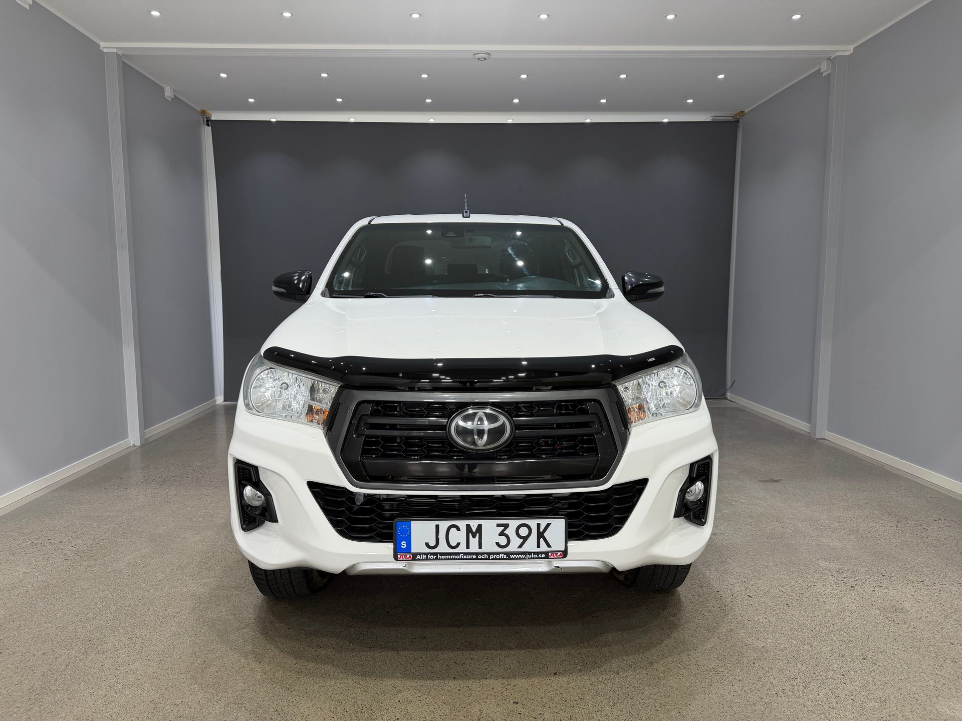 Toyota HiLux 2.4 AWD 2020, bild 2/22