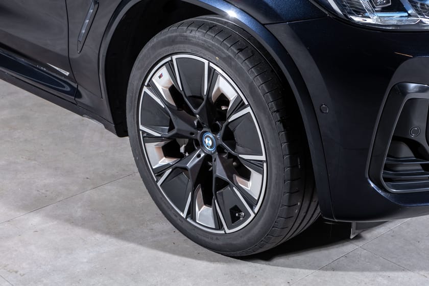 Bilde 3 av BMW iX3