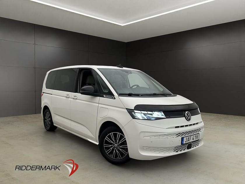 Bild 1 av Volkswagen Multivan eHybrid Cockpit Värm Drag El-Dörr 7-Sits