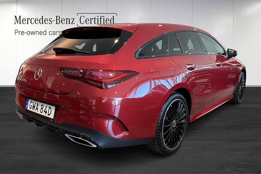 Bild 3 av Mercedes-Benz CLA 250 e Shooting Brake AMG Line//Pano//Drag//360