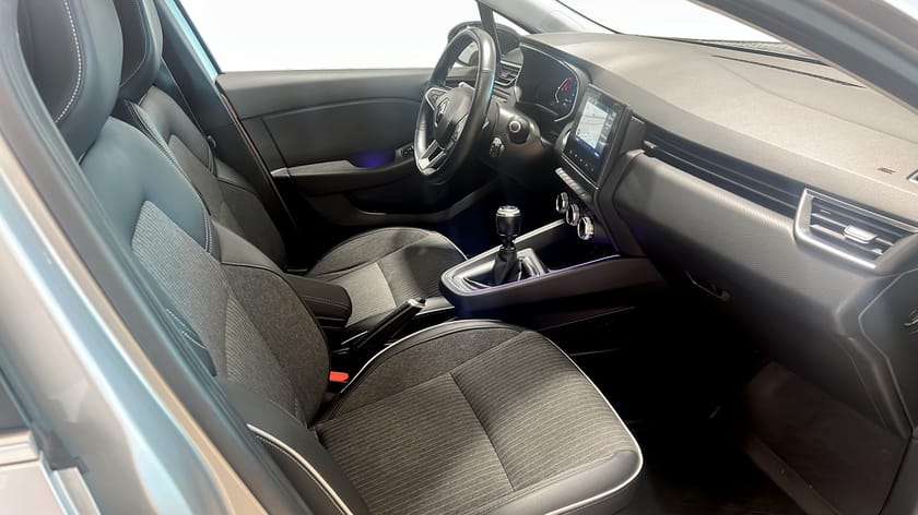 Bild 3 av Renault Clio 1.0 TCe Manuell 100hk Intens Backkamera