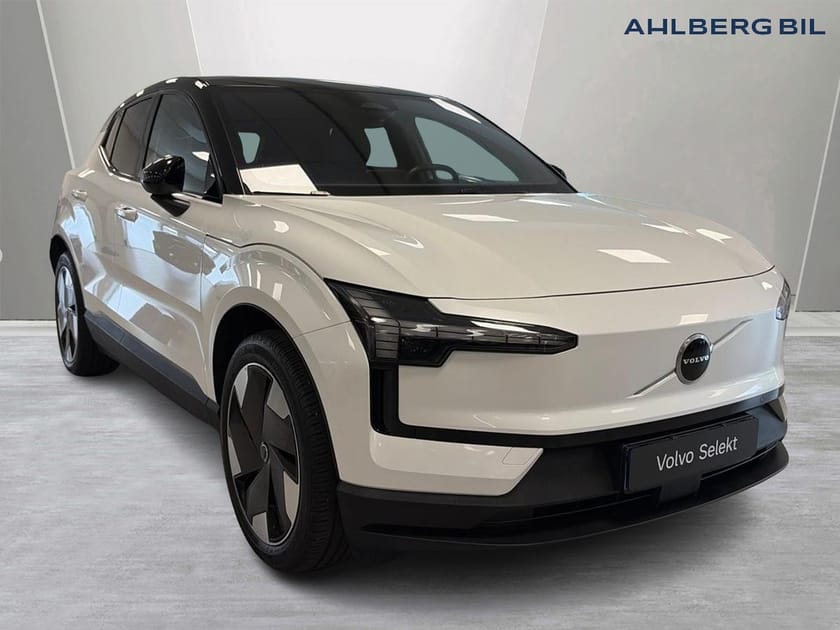 Bild 1 av Volvo EX30 Twin Motor Performance Plus 🟢Halvautomatisk Dragkrok, HarmanKardon, Google Maps, Apple Carplay