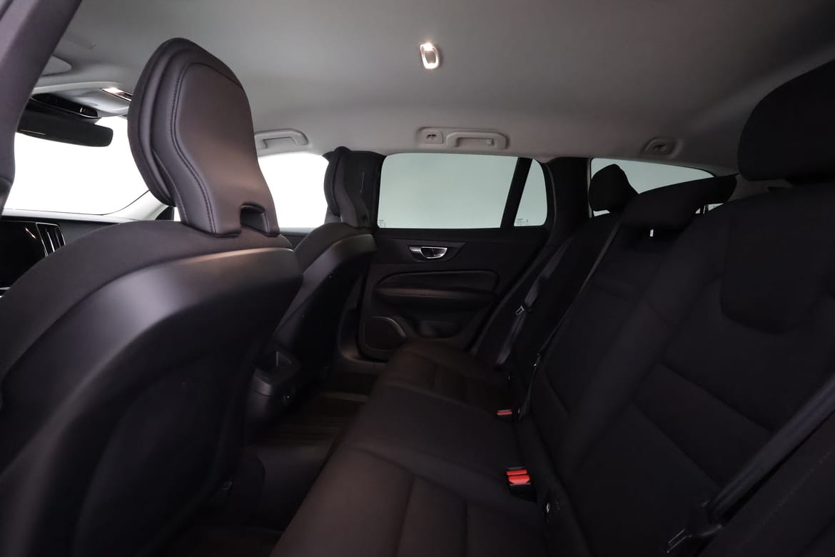 Volvo V60 2022 - miniatyr 10