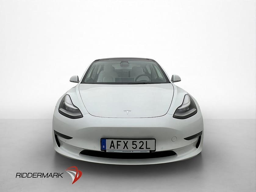 Bild 3 av Tesla Model 3 Long Range AWD Dragkrok Autopilot Svensksåld