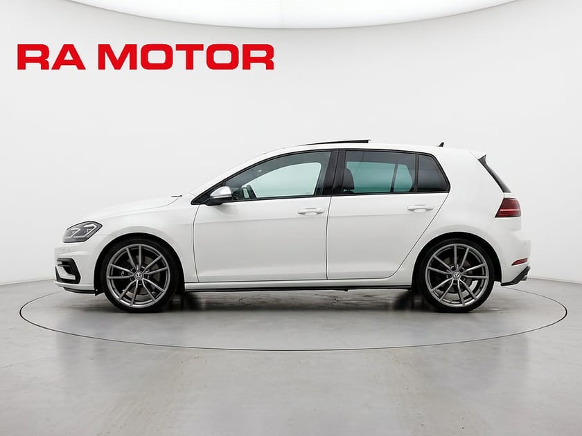 Bild 2 av Volkswagen Golf  R 2.0 TSI 4Motion 300hk | Pano | Dynaudio | Cockpit