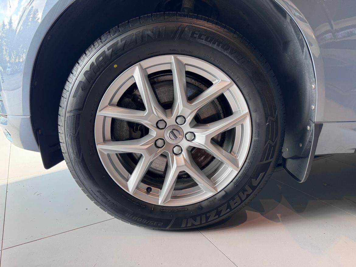 Volvo XC60 2019 - miniatyr 10