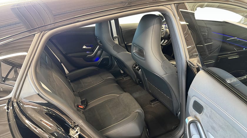 Bild 5 av Mercedes-Benz CLA 250 e Shooting Brake 250E AMG Line Night Package Drag Värmare
